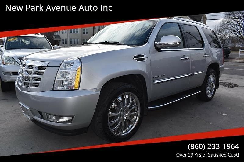 2011 CADILLAC Escalade