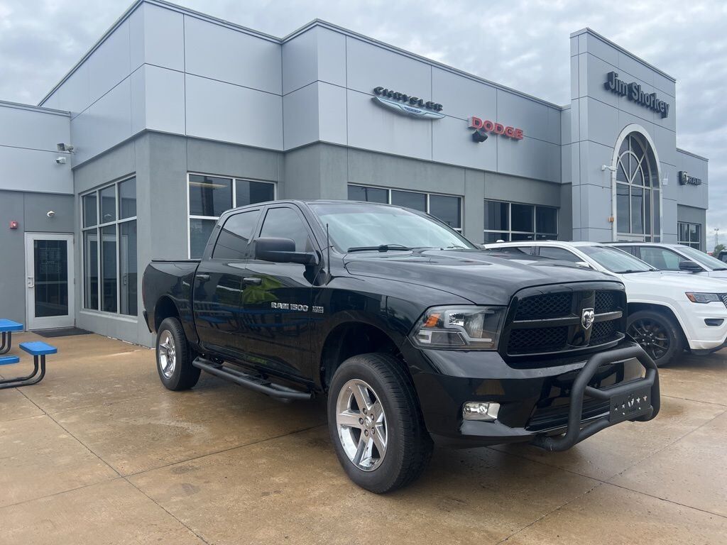 2012 DODGE Ram