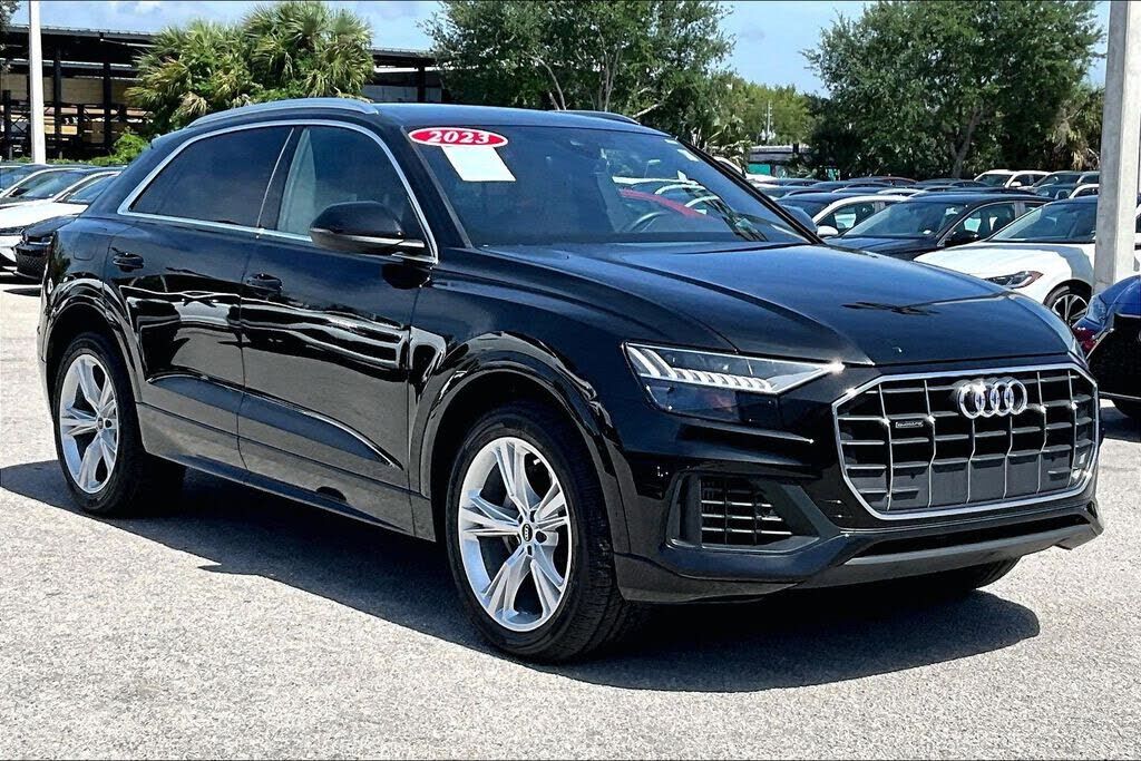 2023 Audi Q8