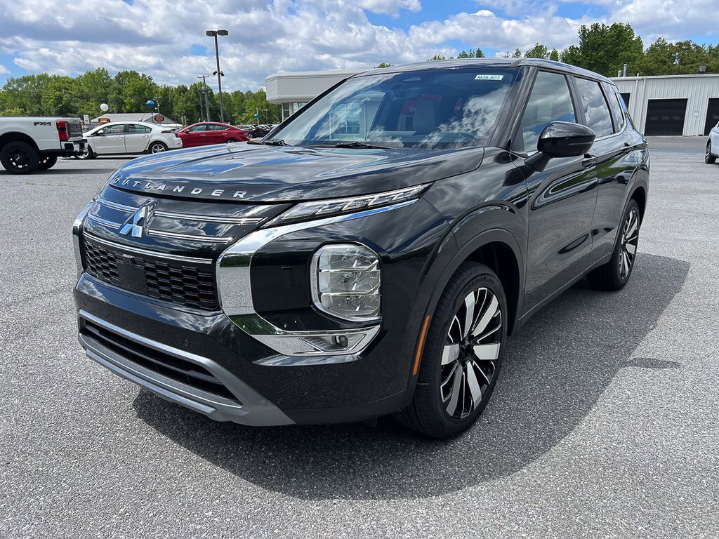 2026 MITSUBISHI Outlander