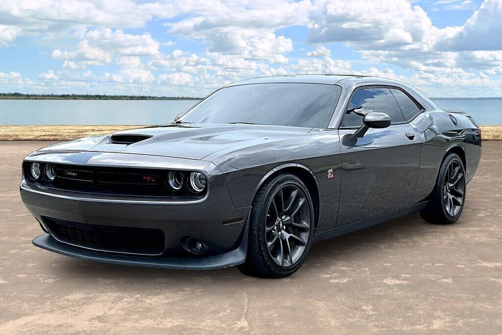 2021 DODGE Challenger