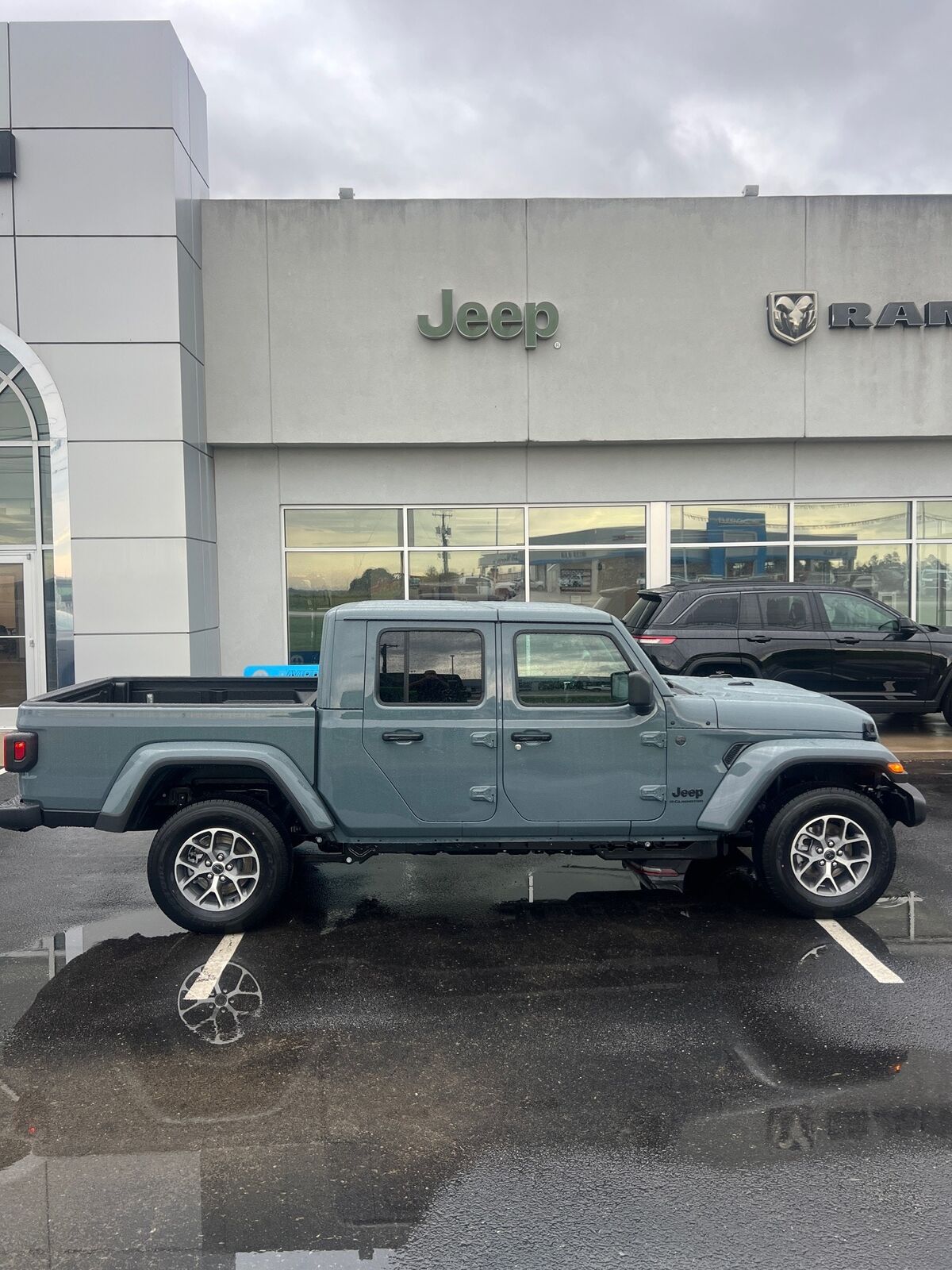 2026 JEEP Gladiator