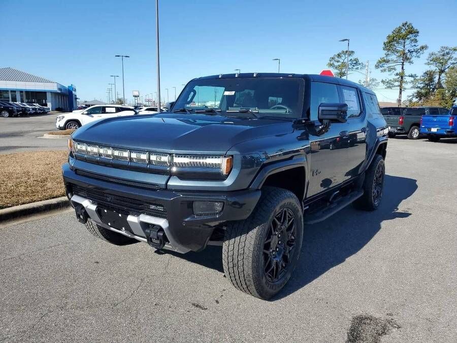 2025 GMC Hummer EV SUV