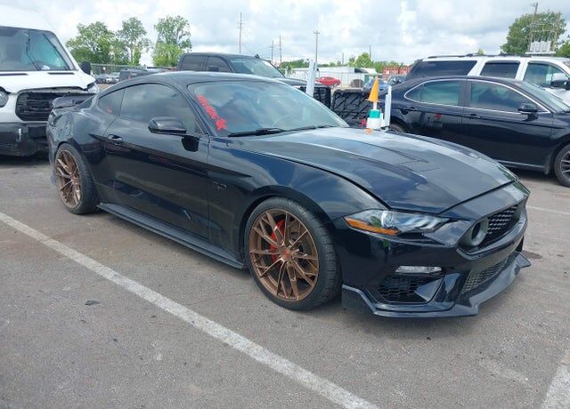 2020 FORD Mustang
