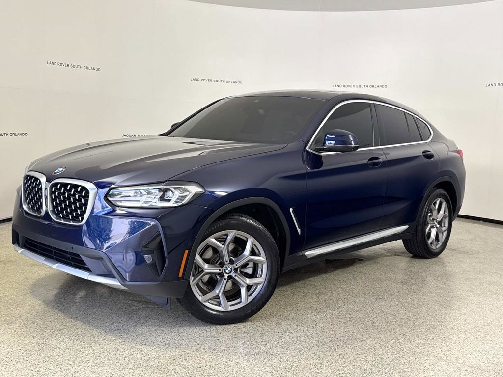 2023 BMW X4