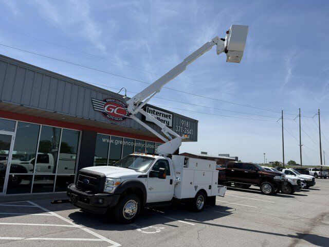 2011 FORD F-550
