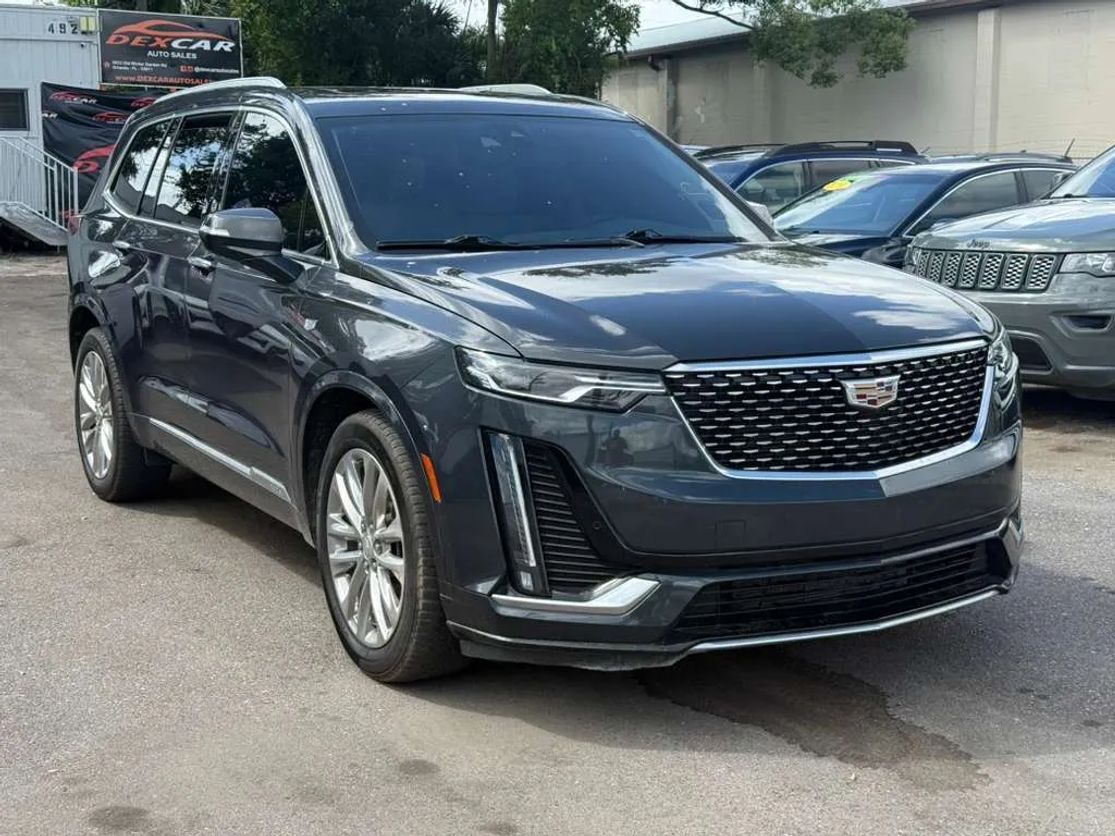 2021 CADILLAC XT6