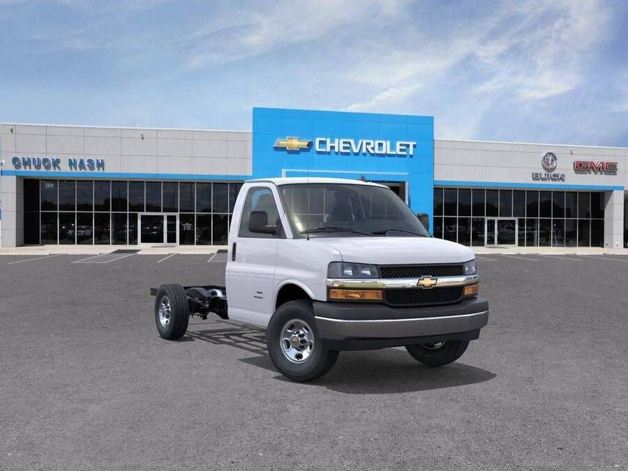 2025 CHEVROLET Express