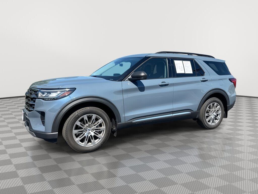 2025 FORD Explorer
