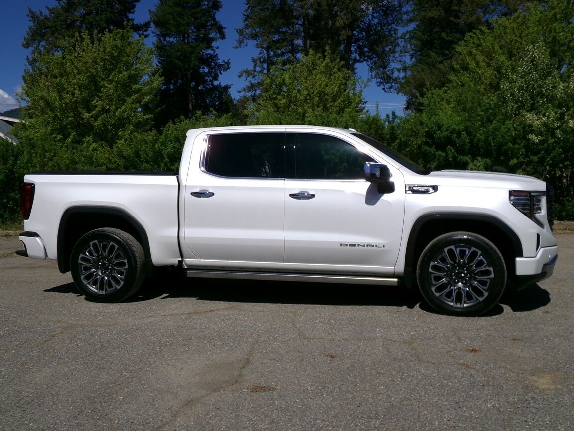 2025 GMC Sierra