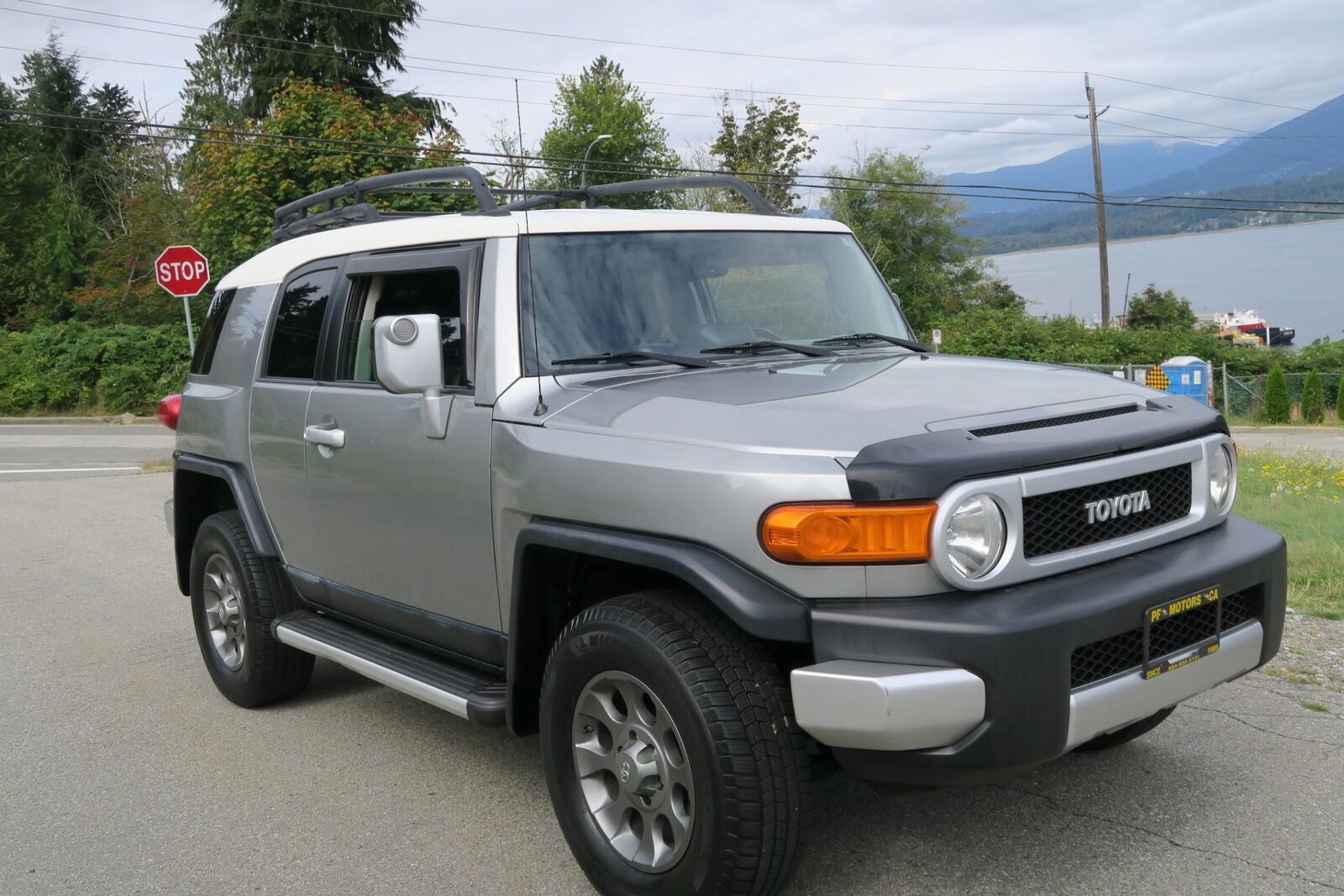 Toyota FJ Cruiser