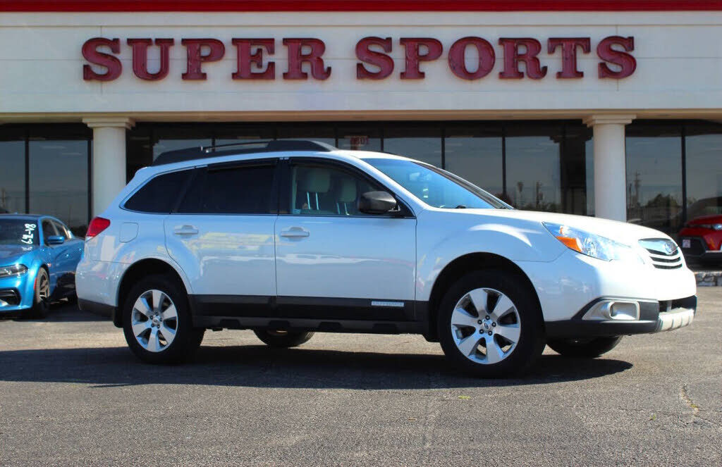 2012 SUBARU Outback