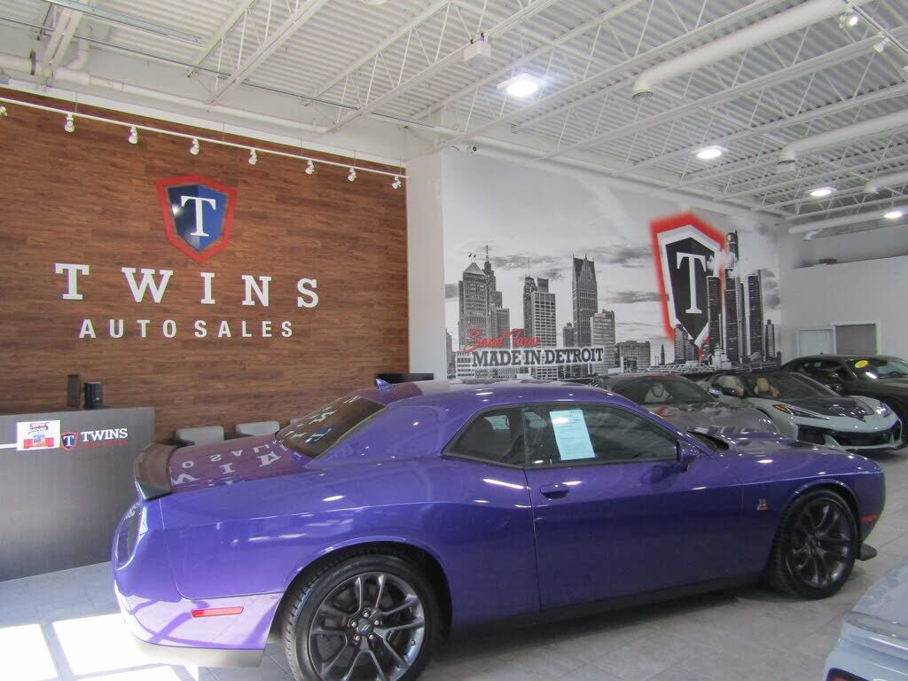 2023 DODGE Challenger