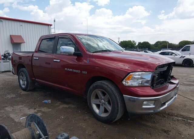 2011 DODGE Ram