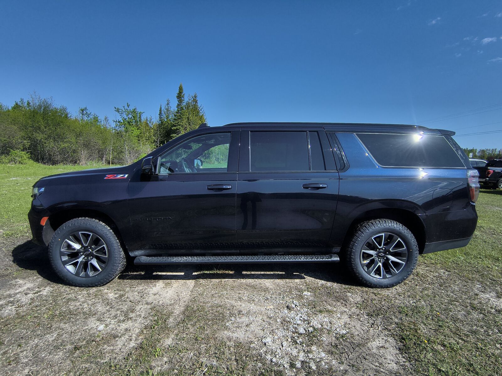 2023 CHEVROLET Suburban