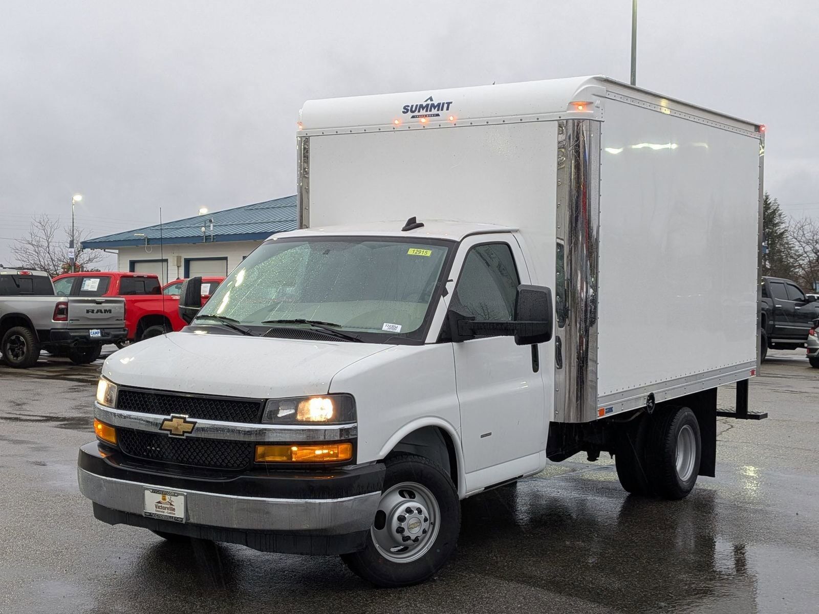 2024 CHEVROLET Express