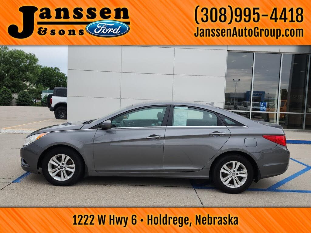 2013 HYUNDAI Sonata