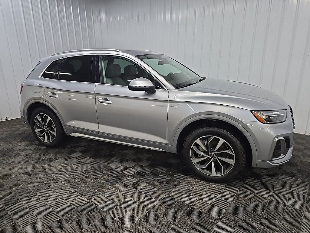 2022 AUDI Q5