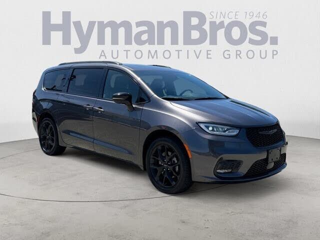 2023 CHRYSLER Pacifica