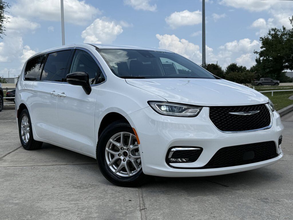 2024 CHRYSLER Pacifica