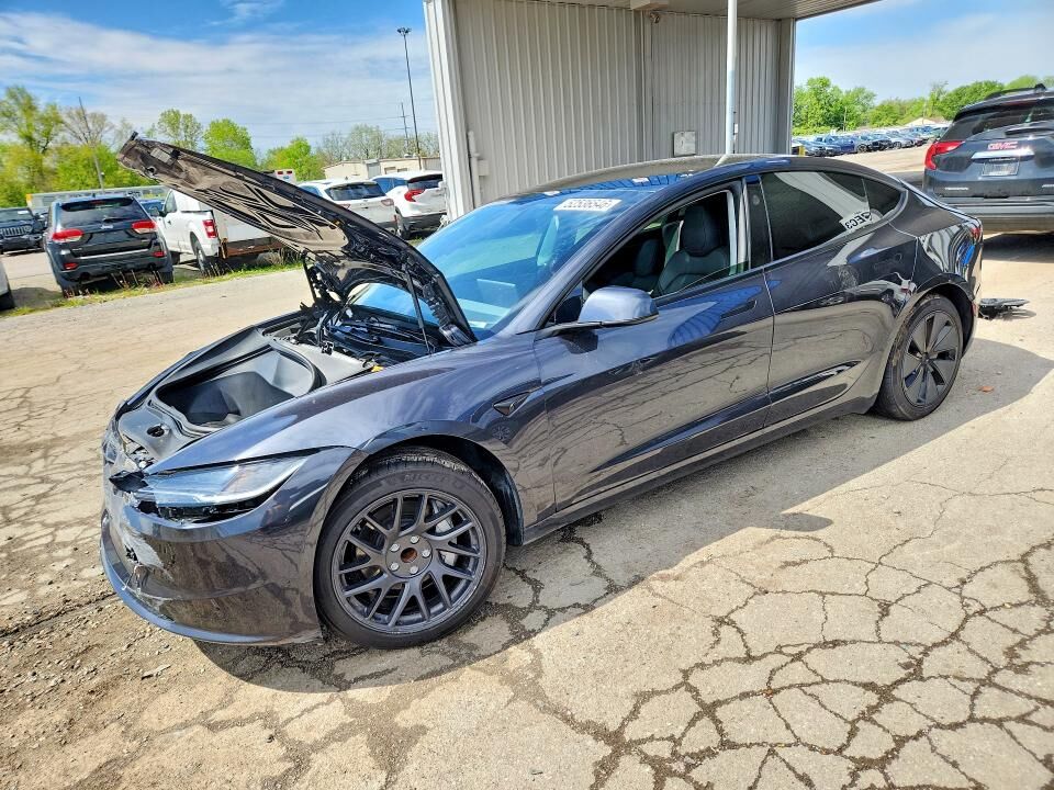 2025 TESLA Model 3