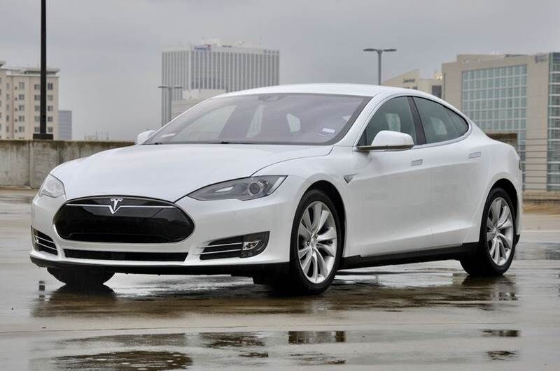 2015 TESLA Model S