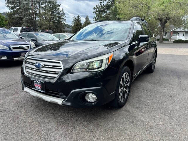 2017 SUBARU Outback