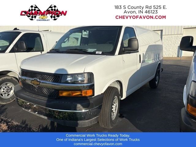 2025 CHEVROLET Express