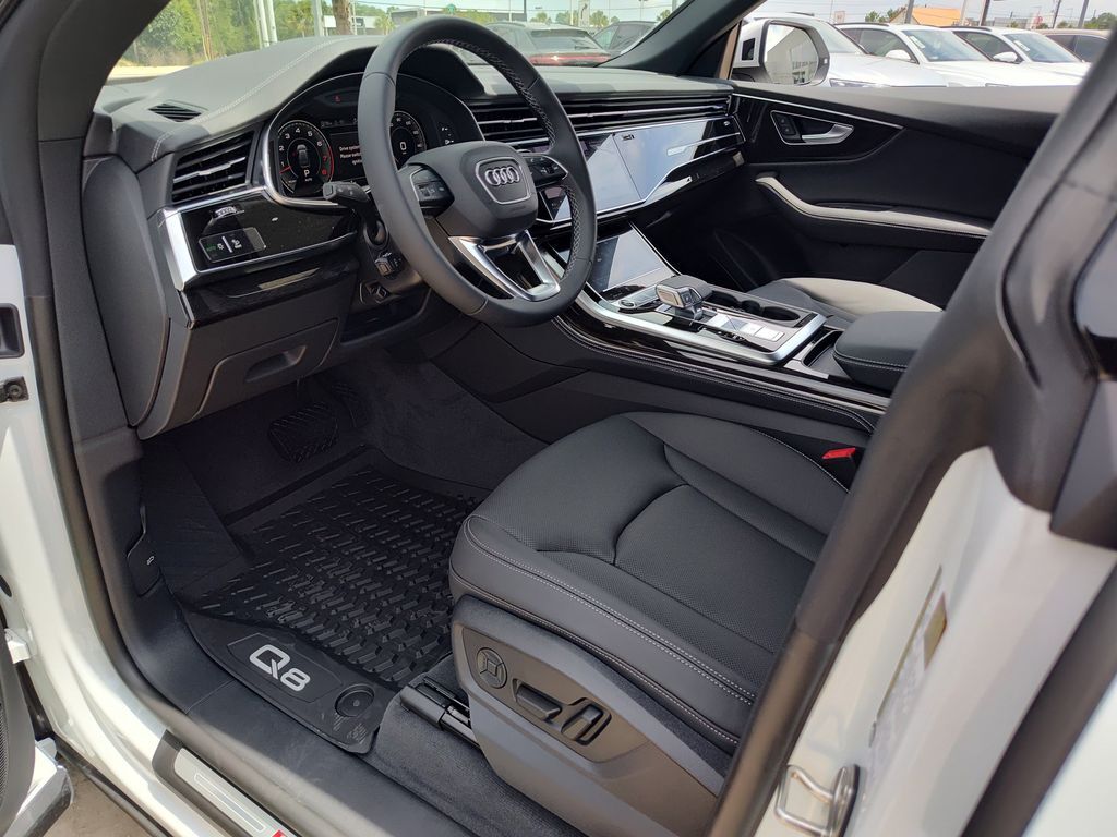 2026 Audi Q8