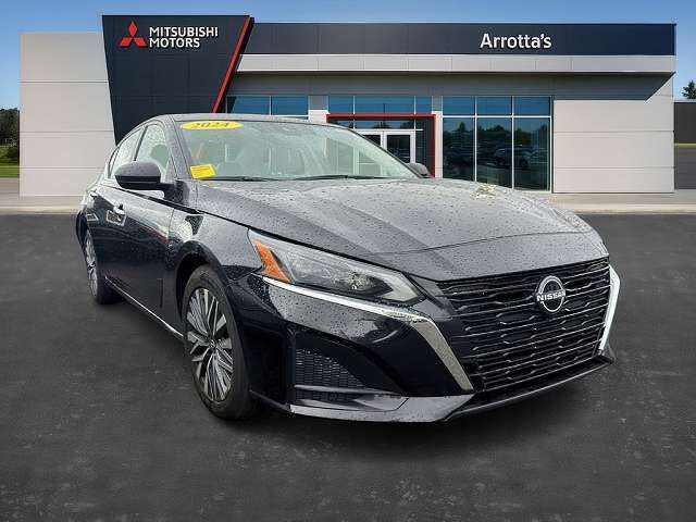 2024 NISSAN Altima