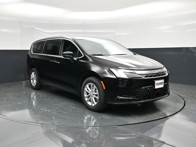 2027 CHRYSLER Pacifica