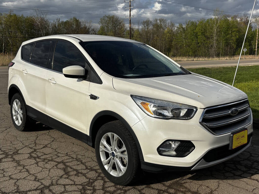 2017 FORD Escape