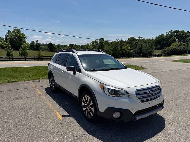 2015 SUBARU Outback