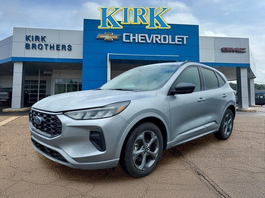 2024 FORD Escape
