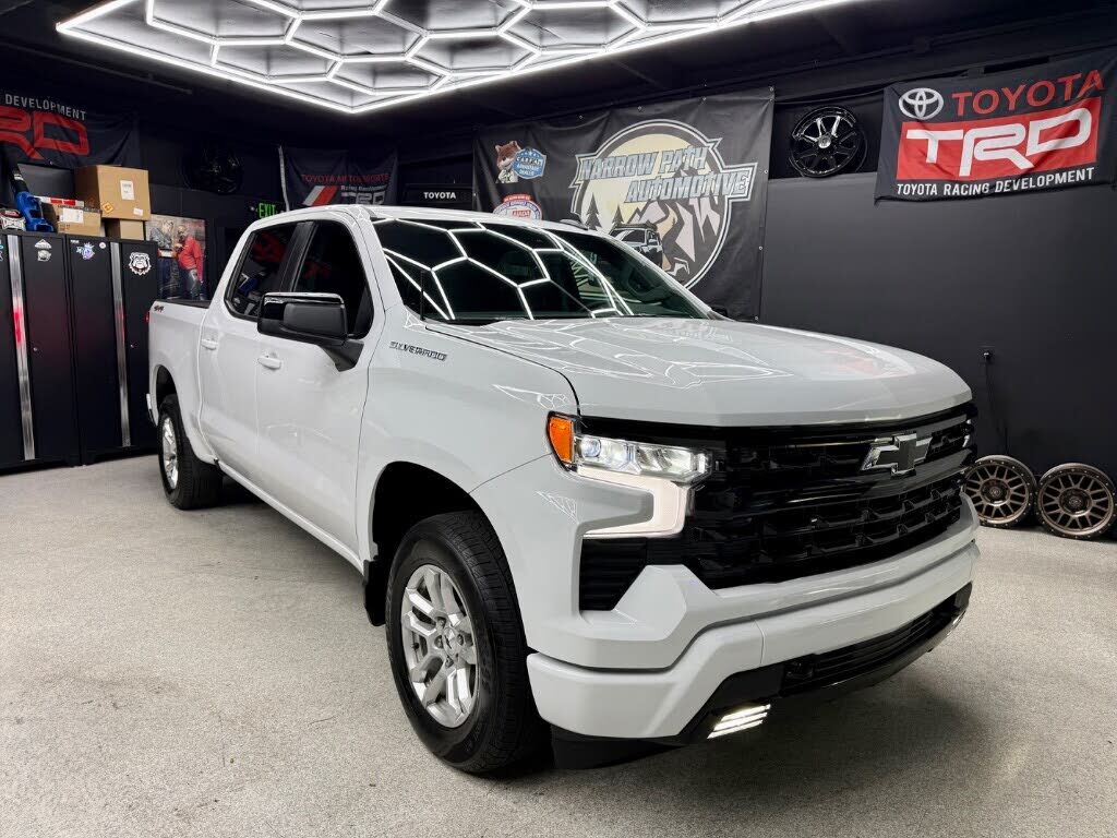 2026 CHEVROLET Silverado