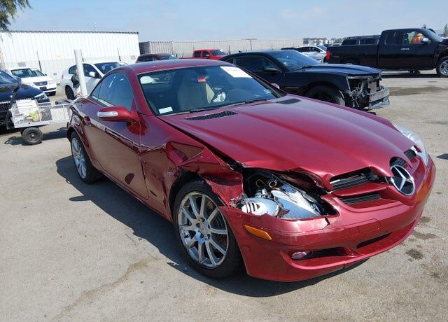 2005 MERCEDES-BENZ SLK-Class