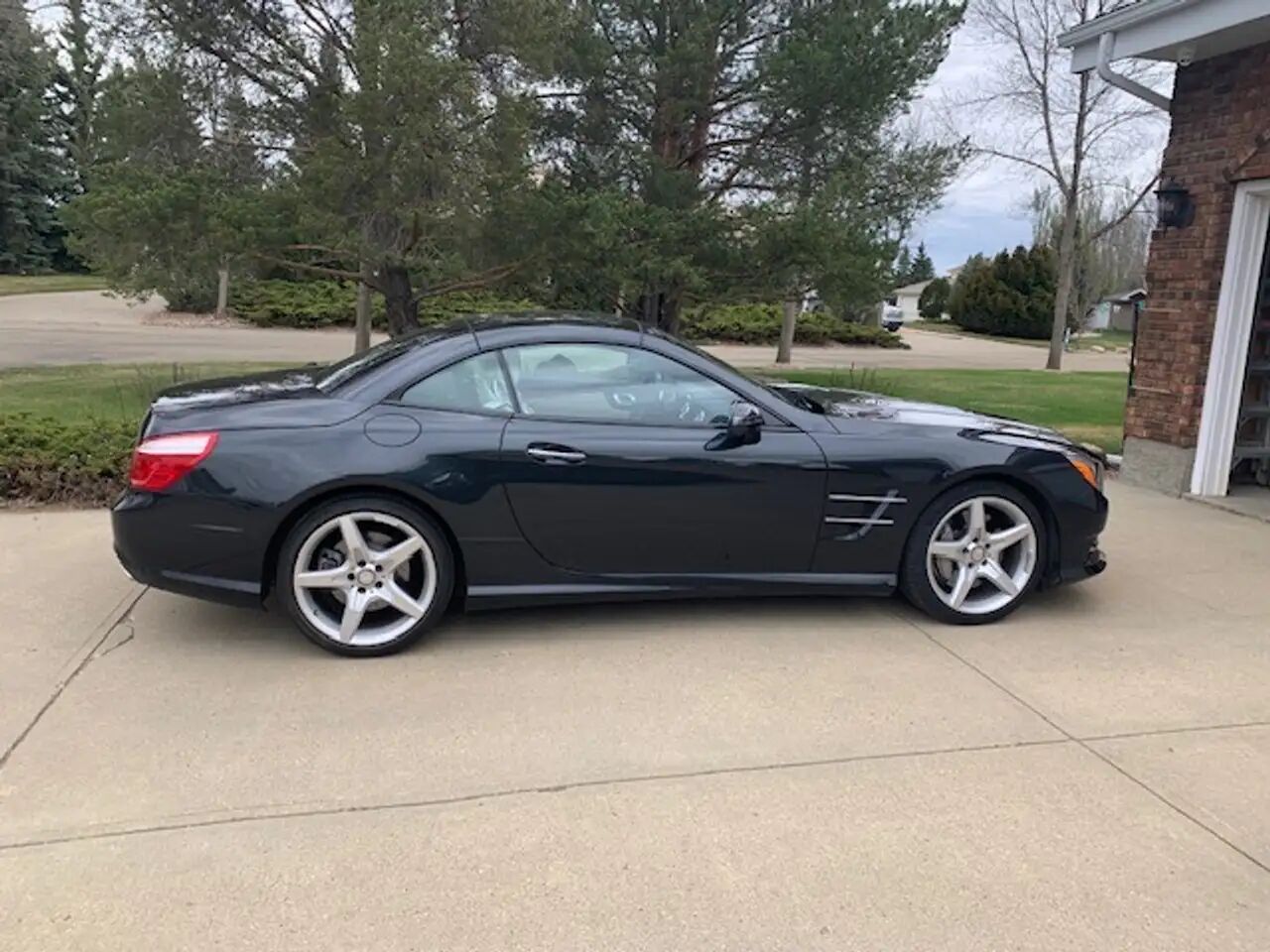 Mercedes-Benz SL-Class
