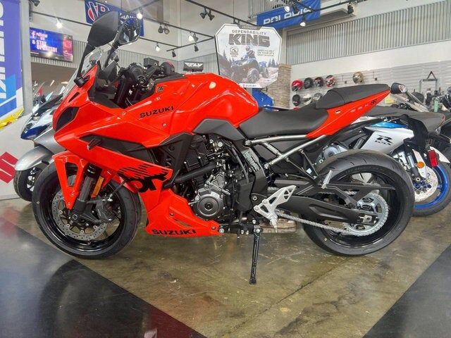 2026 SUZUKI GSX-8R