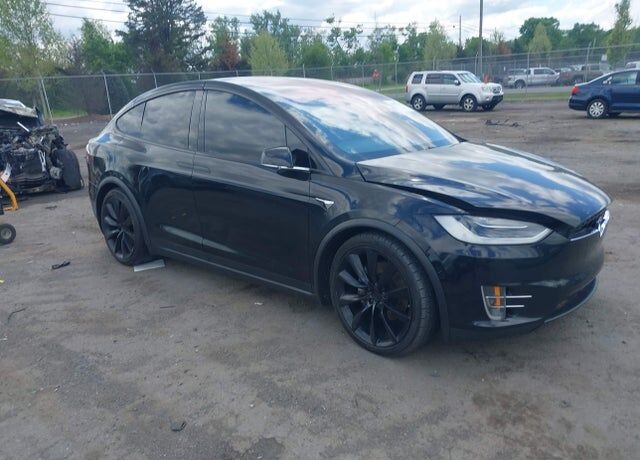 2016 TESLA Model X