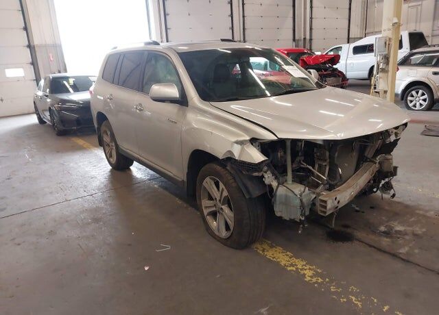 2012 TOYOTA Highlander