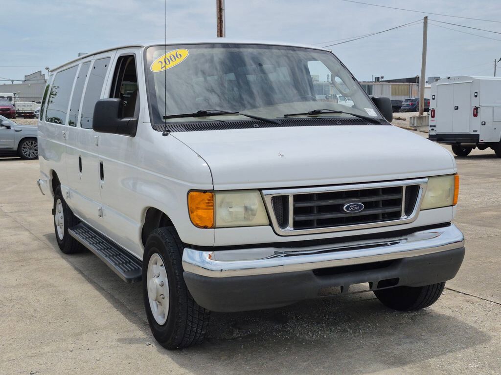2006 FORD E-350