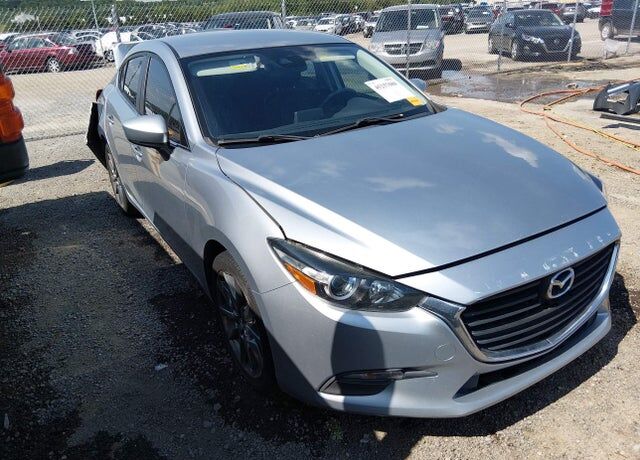 2018 MAZDA Mazda3