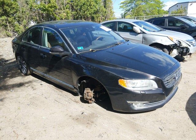 2016 VOLVO S80