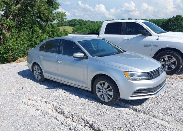 2015 VOLKSWAGEN Jetta