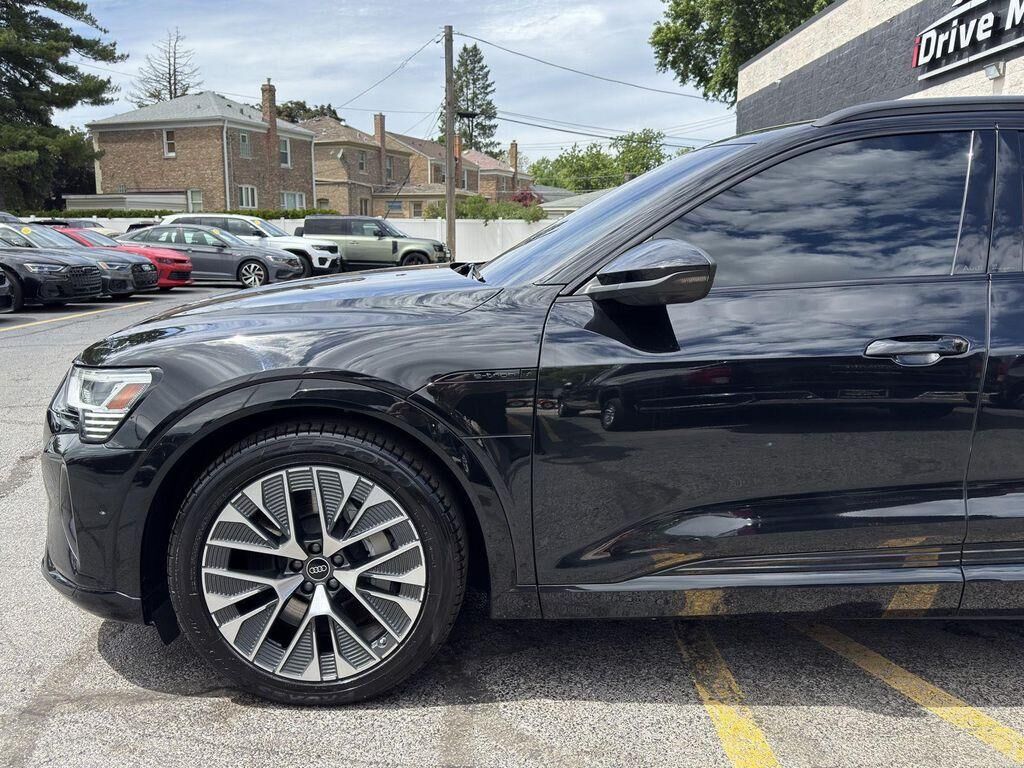 2024 Audi Q8