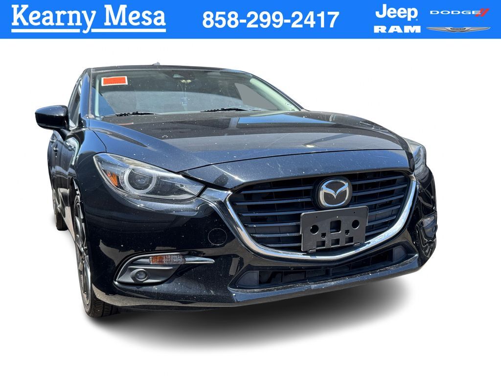 2018 MAZDA Mazda3