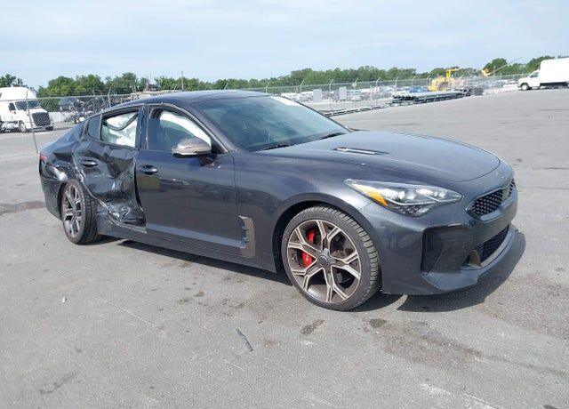 2021 KIA Stinger