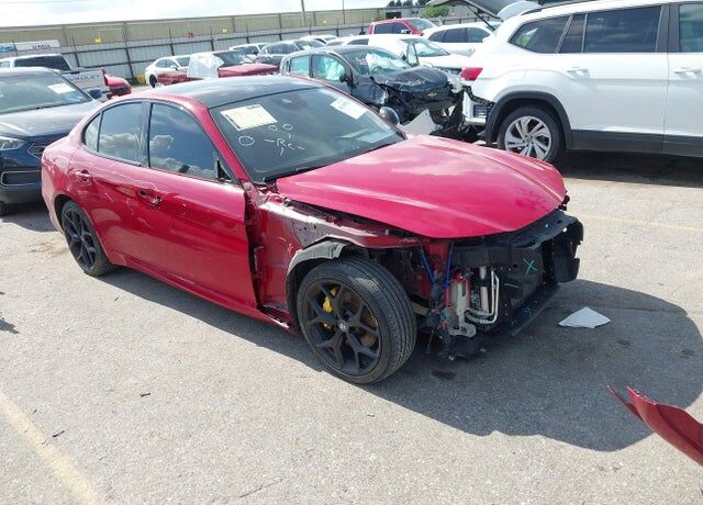 2020 ALFA ROMEO Giulia