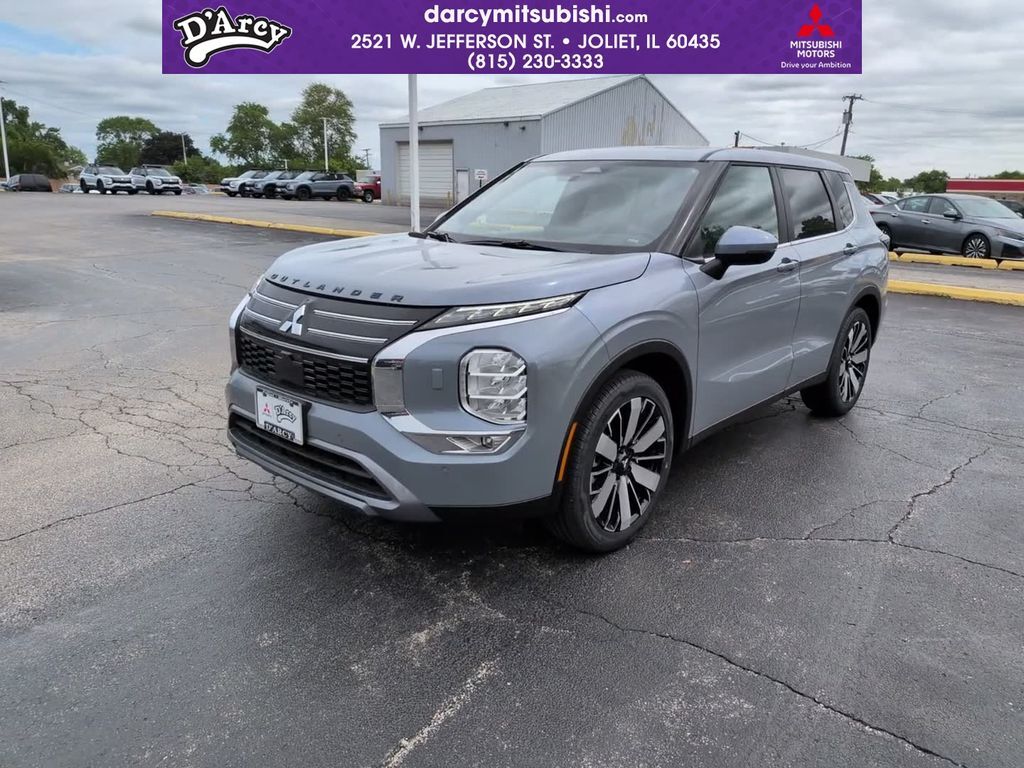 2026 MITSUBISHI Outlander