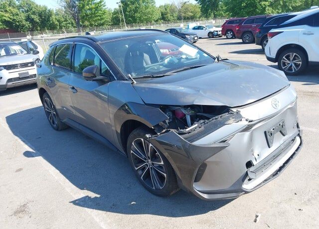 2024 TOYOTA bZ4X